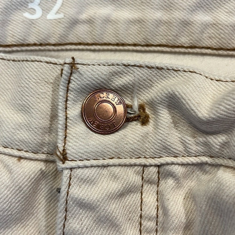 J. CREW cream / off white mid length denim shorts, size 32 - Picture 6 of 7